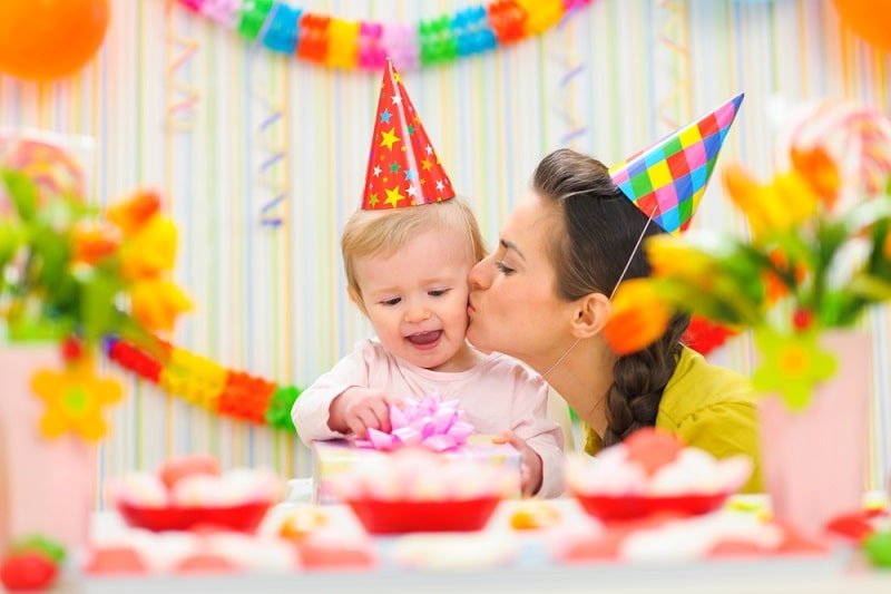 15 Ideen Für Die Geschenke Zum Ersten Geburtstag