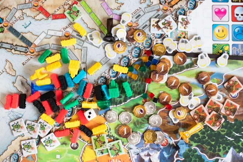 Lustiges Gesellschaftsspiel Für Mehrere Personen Lustiges Gesellschaftsspiel Für Mehrere Personen