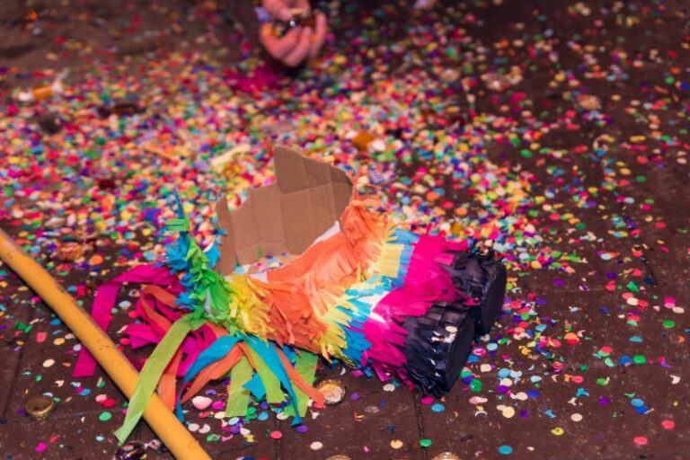 Goldene Hochzeit Spiele Für Eine Gelungene Feier Lebens Karneval