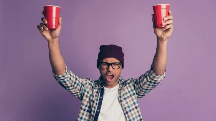 Flip Cup Trinkspiel: Regeln Und Anleitungen