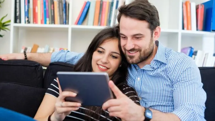 Netflix Und Chill: Bedeutung Und Netflix Tipps