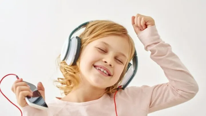 Hörspiele Kinder: Mit Hörspielen Kinder Einfach Verzaubern!