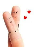 Glückliches verliebtes Paar, Finger