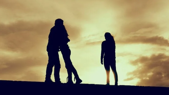 Krankhafte Eifersucht: Definition, Ursachen Und Anzeichen!