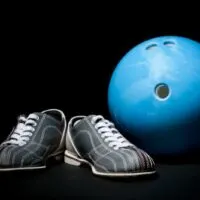 bowling schue und bowling ball