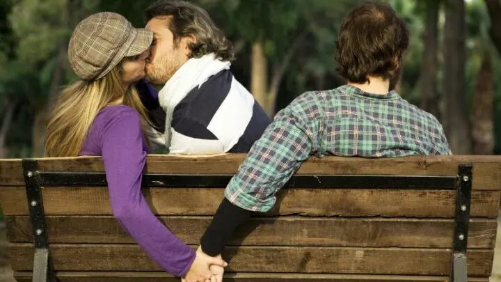 Warum Gehen Frauen Fremd? Was Steckt Hinter Dem Seitensprung?