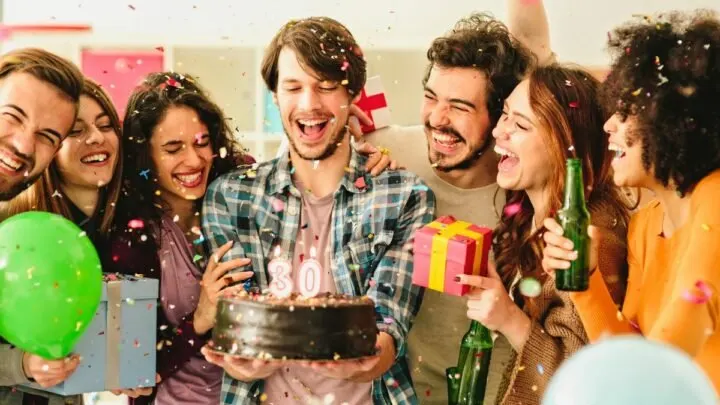 Glückwünsche Zum 30. Geburtstag: Kurze, Lustige Und Herzvolle Sprüche!