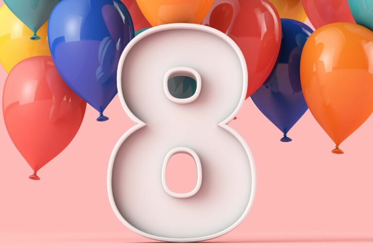 Schöne Und Liebevolle Glückwünsche Zum 8. Geburtstag Der Kinder! Lebens Karneval