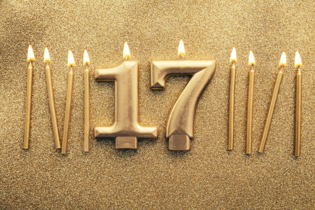 Tolle Sprüche & Glückwünsche Zum 17. Geburtstag Für Mädels Und Jungs