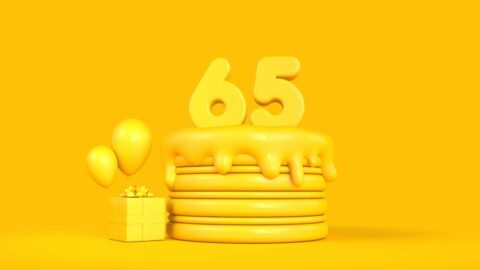 Geburtstagskarte Für Frauen Zum 65. – Mit Blumen-Motiv & Aufdruck “You’re 65”, Liebevoll Gestaltet
