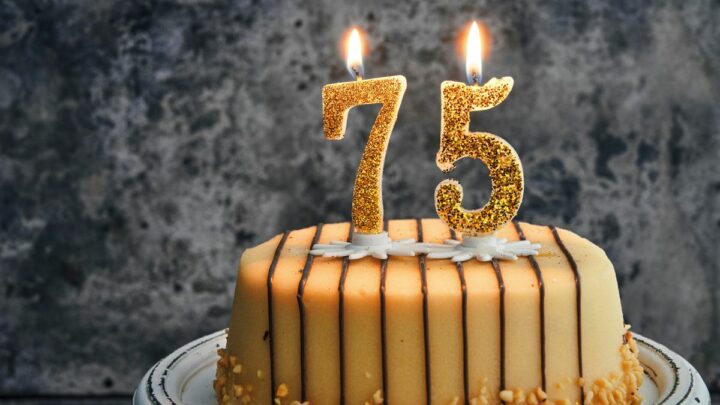 Glückwünsche Zum 75. Geburtstag: Das Alter Ist Nur Eine Einfache Zahl!