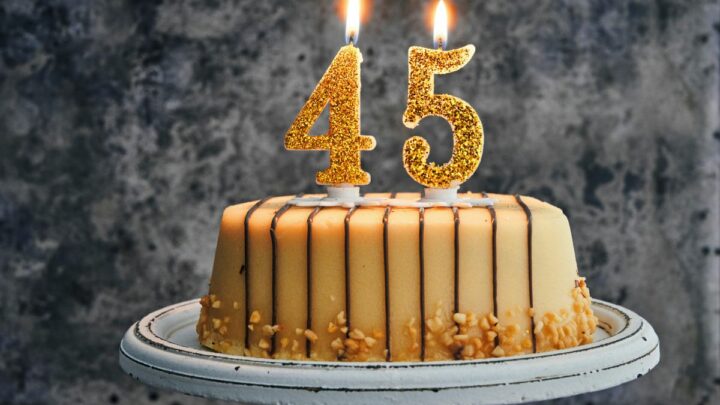 Glückwünsche Zum 45. Geburtstag: Witzig, Liebevoll Und Einfach Toll!