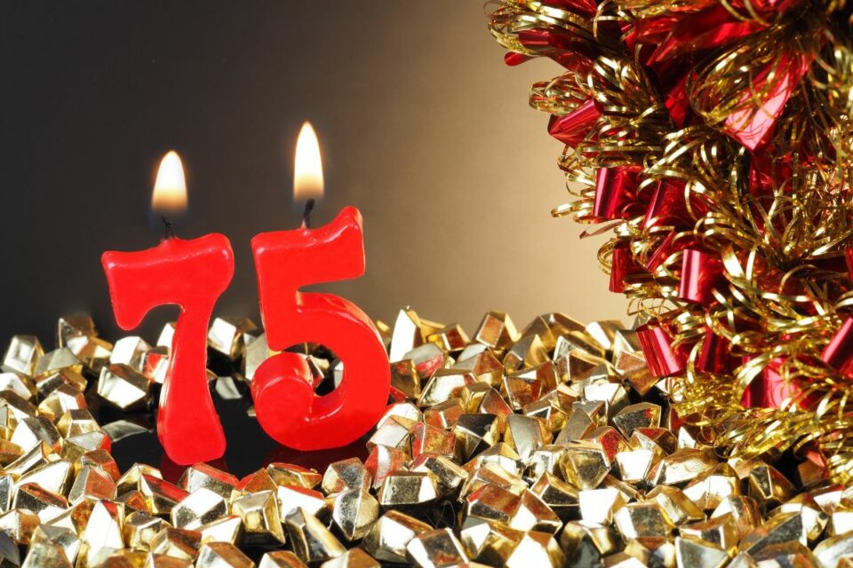Glückwünsche Zum 75. Geburtstag Das Alter Ist Nur Eine Einfache Zahl!