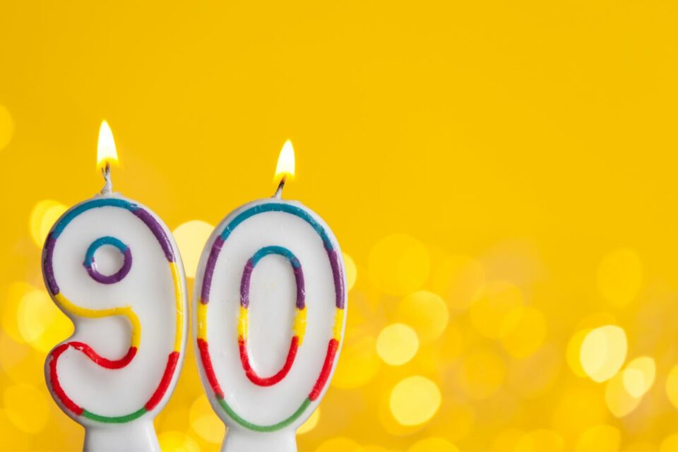 Olivia Samuel Geburtstagskarte Zum 90. – Süßes Kätzchen Motiv, A5 Mit Umschlag