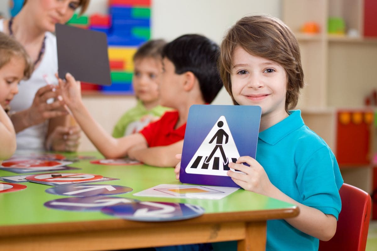Verkehrserziehung Kindergarten: Inhalt, Bedeutung Und Vorteile