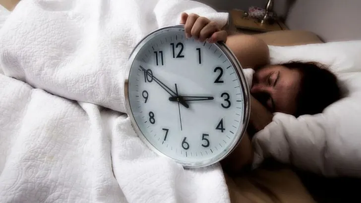 3 Uhr Nachts Aufwachen Spirituelle Bedeutung Der Uhrzeit!