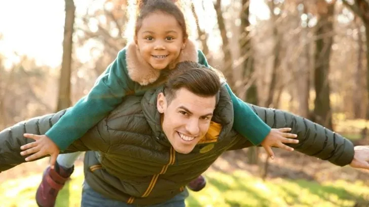 Spiele Für Draußen Ohne Material: Kreative Spiele Auch Ohne Zubehör!