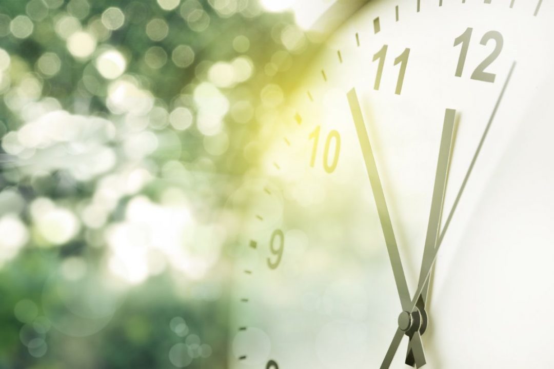 2 Uhr Nachts Aufwachen Spirituelle Bedeutung Was Bedeutet Diese Uhrzeit? Lebens Karneval 2 Uhr Nachts Aufwachen Spirituelle Bedeutung Was Bedeutet Diese Uhrzeit? Lebens Karneval